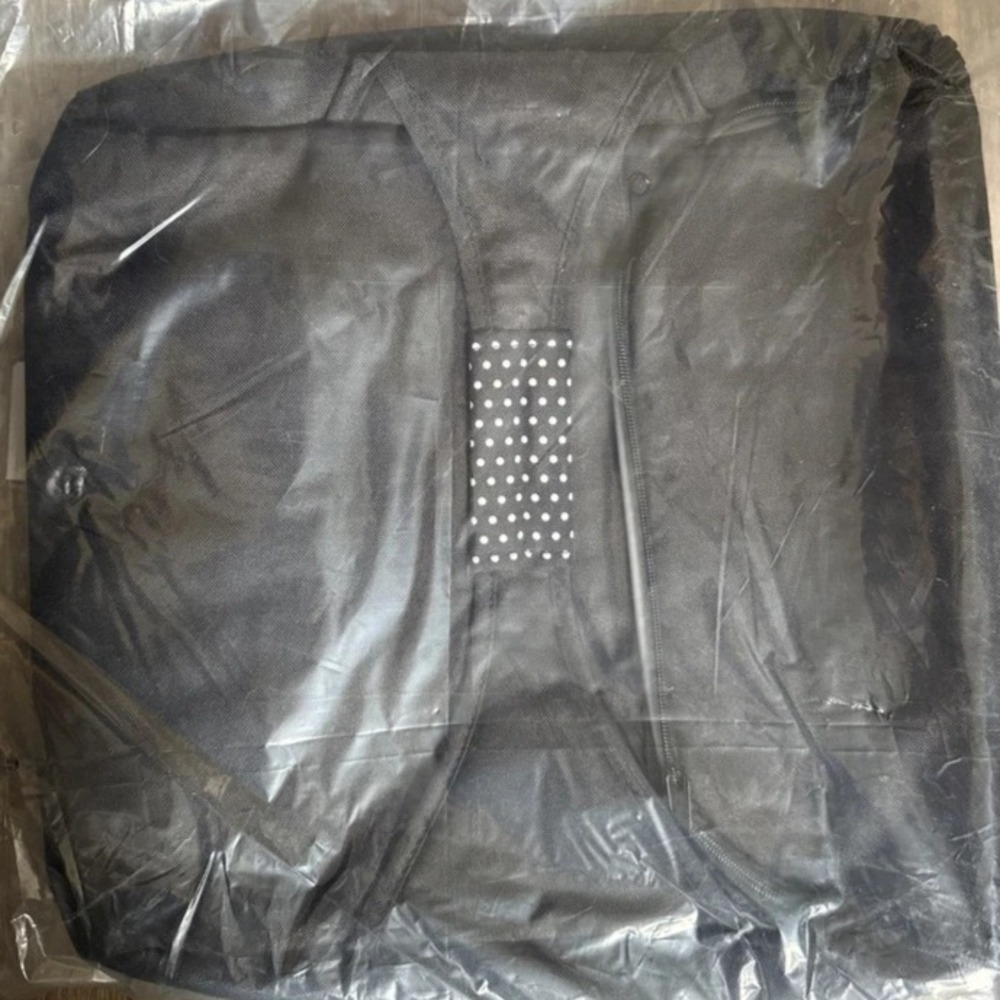 Pampered Chef On-The-Go Insulated Cool & Serve Carrier #2608 Blk Polka Dot - NEW